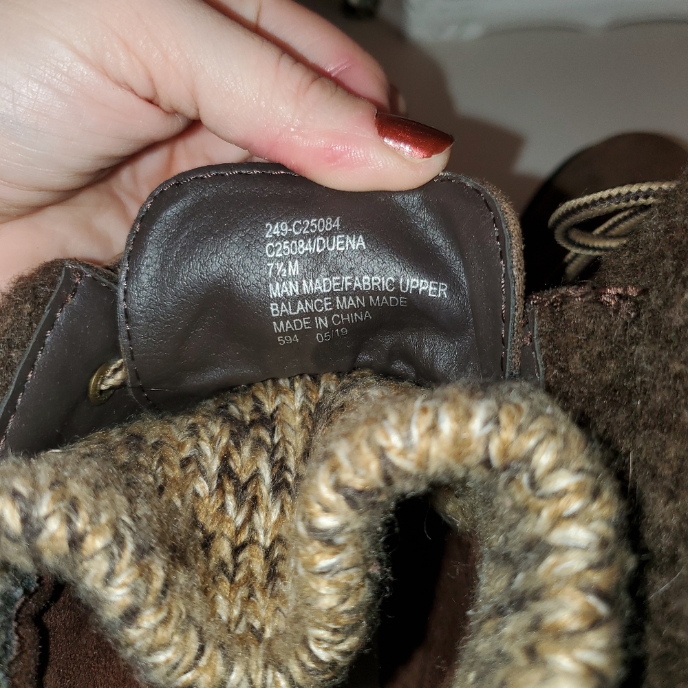 Cliffs Brown Booties - Picture 6 of 6